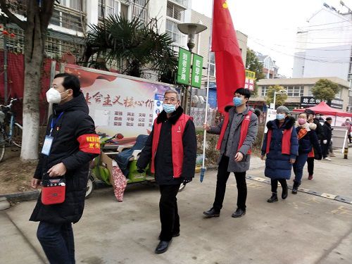 淄博小伙骑行千公里赴南昌大学报到，追梦之旅的启示